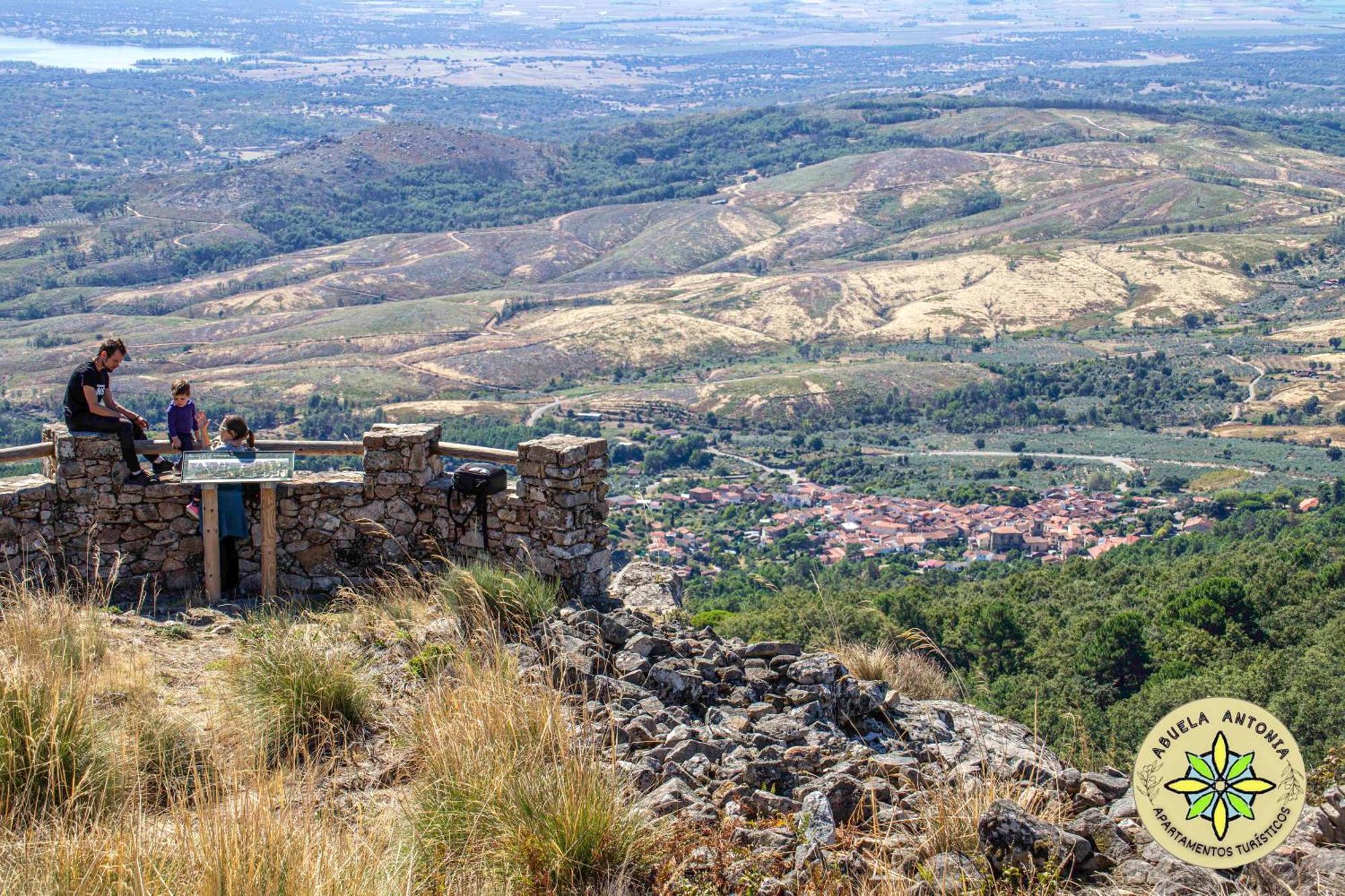 Апартаменти At La Abuela Antonia-La Casina Torre de Don Miguel Екстер'єр фото