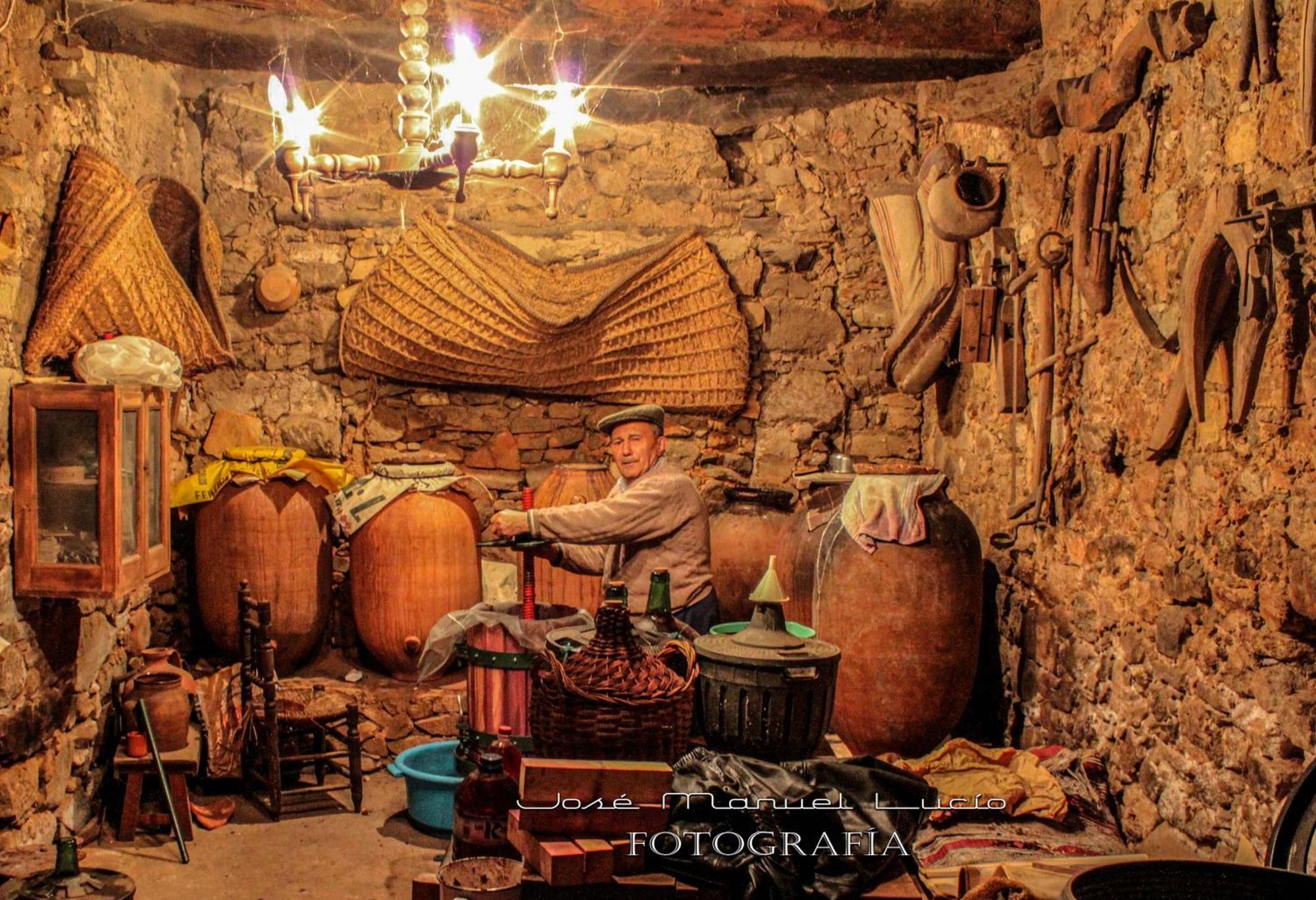 Апартаменти At La Abuela Antonia-La Casina Torre de Don Miguel Екстер'єр фото